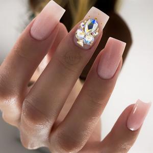 CHEVRON - профессиональные лаки и гели для ногтей - официальный магазин мастеров маникюра, также в продаже аксессуары для ногтей