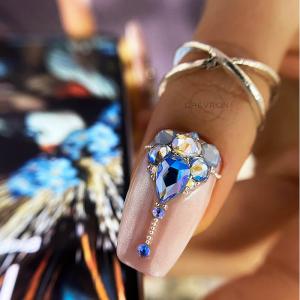 CHEVRON - профессиональные лаки и гели для ногтей - официальный магазин мастеров маникюра, также в продаже аксессуары для ногтей